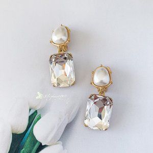 Oscar De la Renta pearl crystal pendant earrings